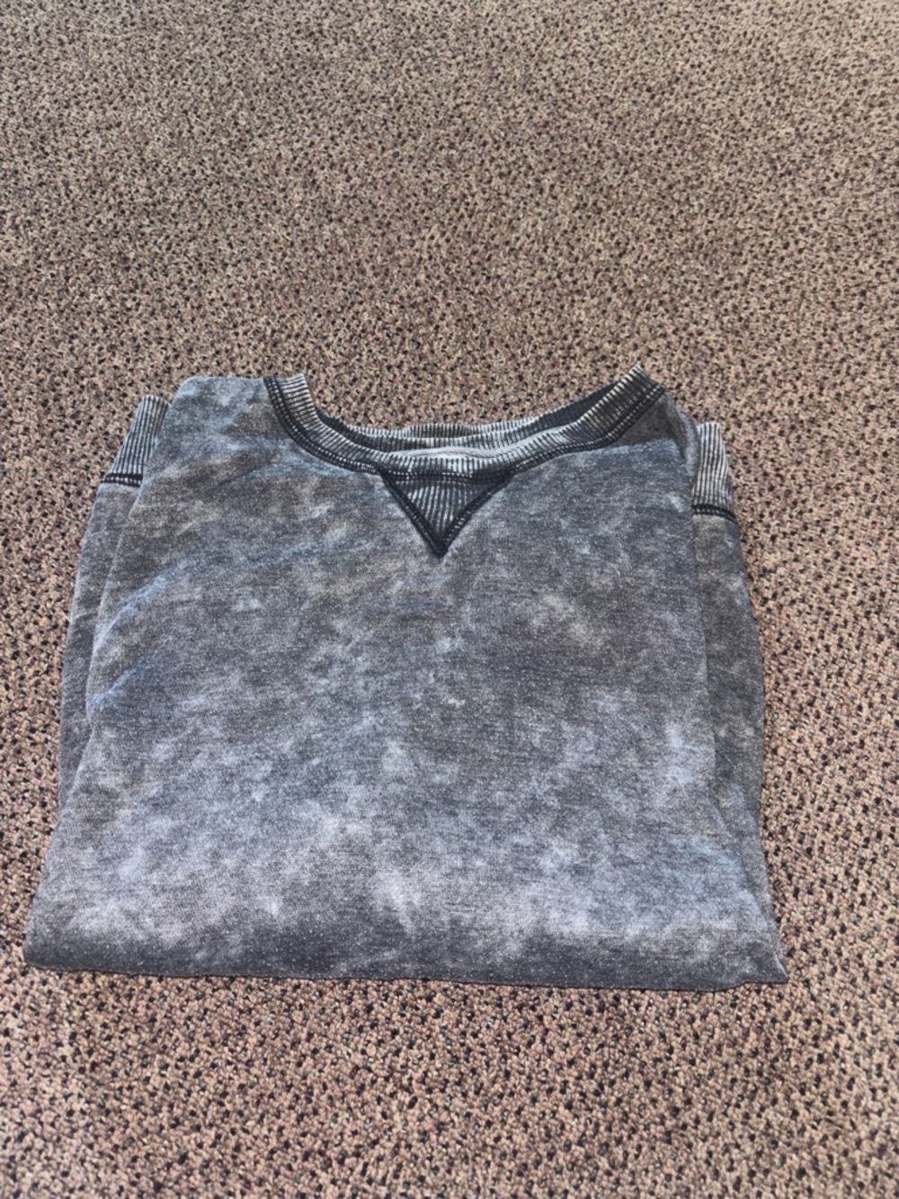 Men's Mineral Wash Gray Crewneck Sweatshirt